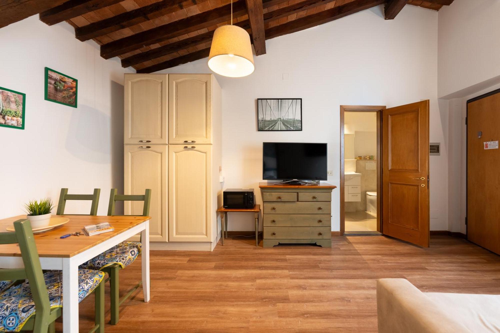 Apartment Era *