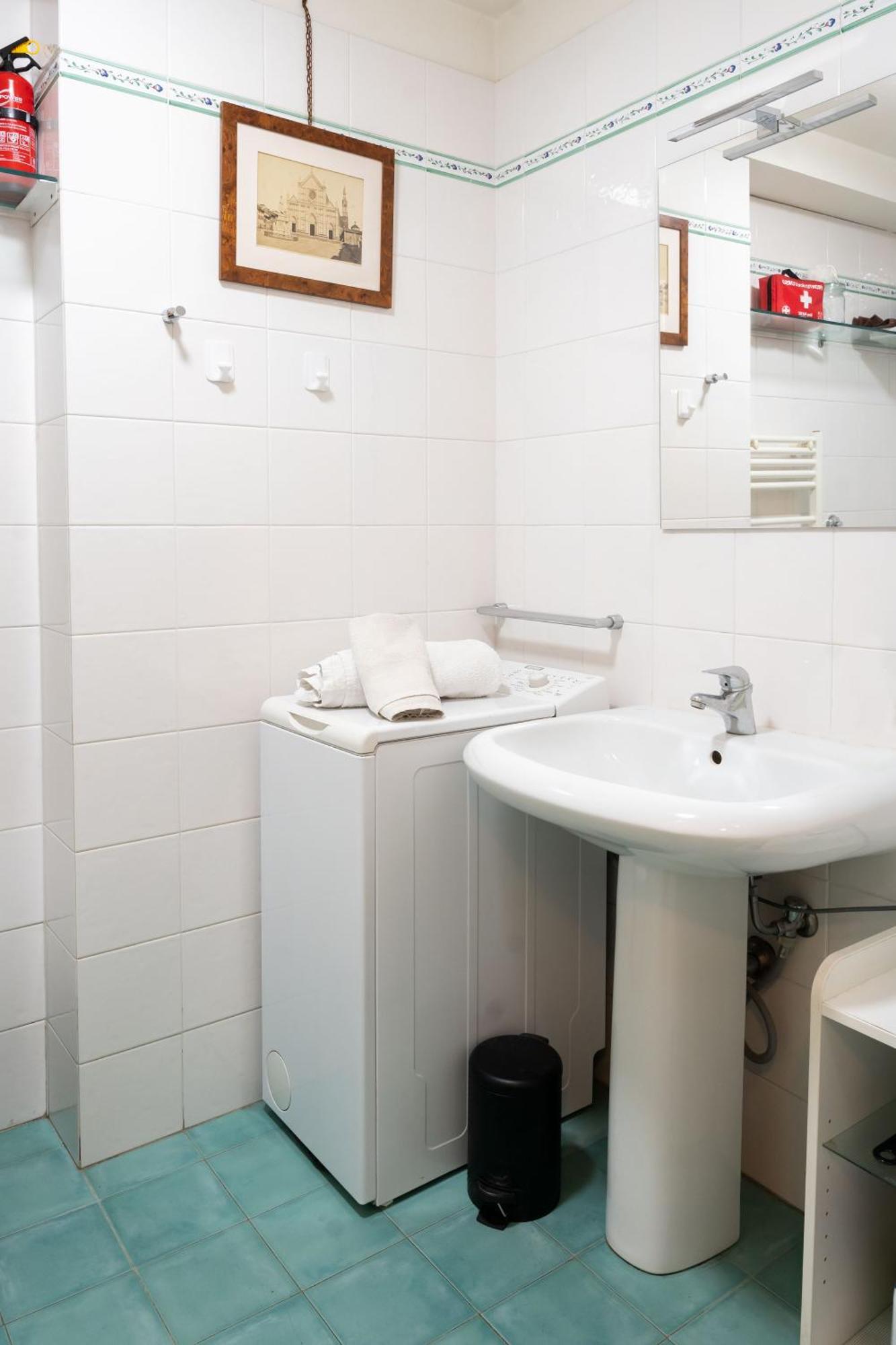 Characteristic In The Center Of Appartement *