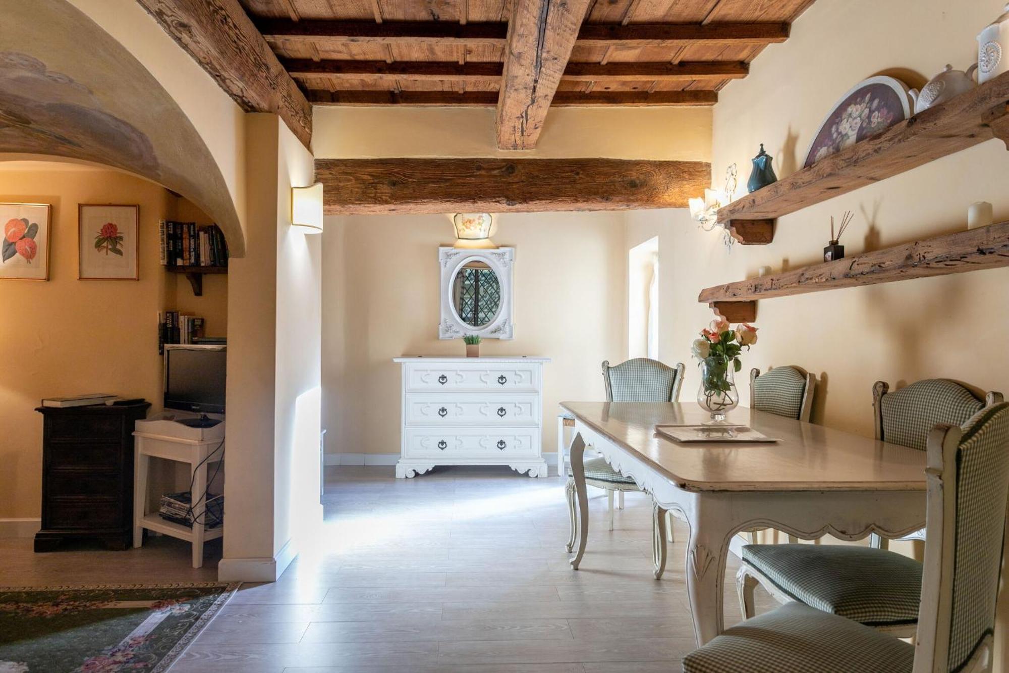 Apartment Beatrice By Halldis Florenz