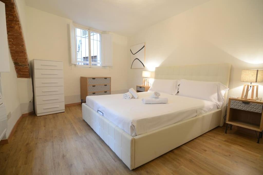 Keys Of Italy - Sprone 15 - 2 Bedroom Family By Ponte Vecchio Apartment
