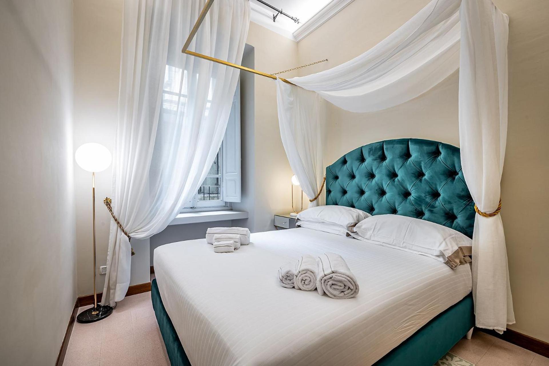 Three Via Roma Apartamento *