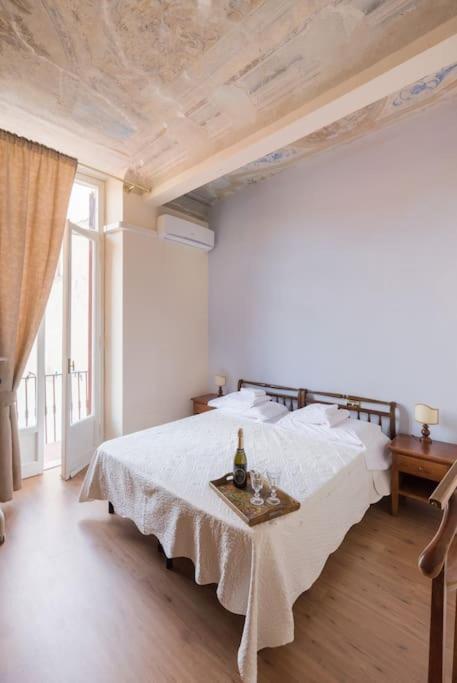 Apartment Borgognissanti 6 *