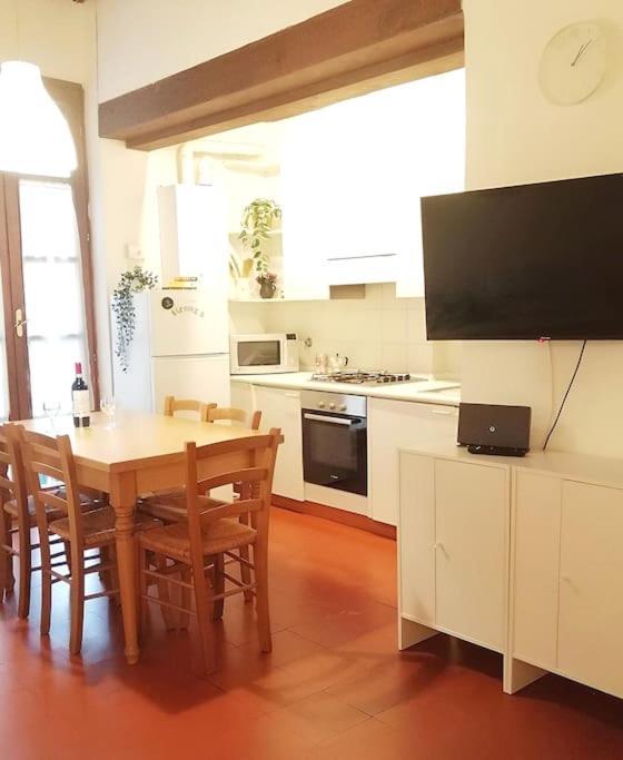 Appartement Cozy Near Train Station Florence