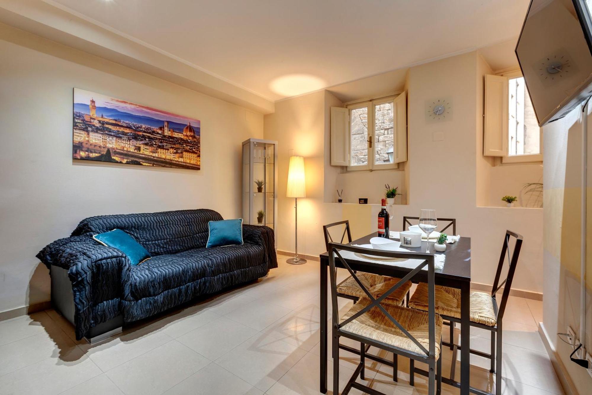Apartment Golden House Florence