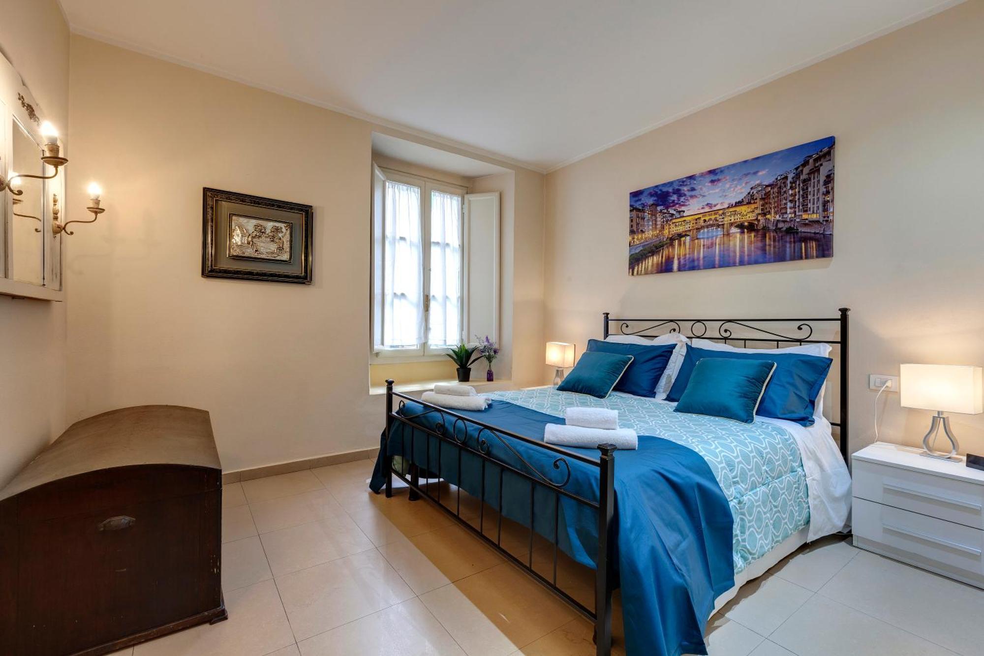 Golden House Apartment
