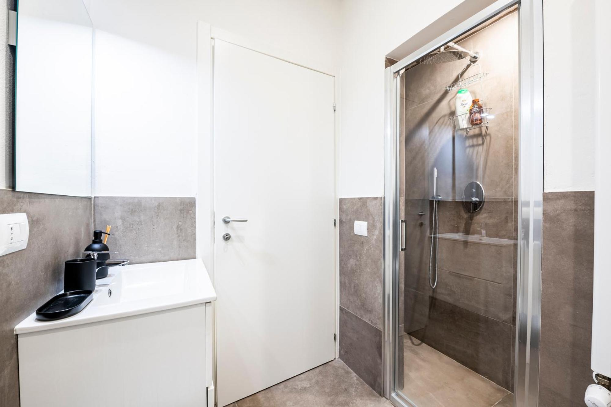 10 Minuti Duomo - Double Con Idromassaggio Apartment