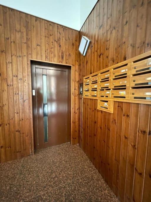 6 Tram Stops To Center - San Donato Appartement *