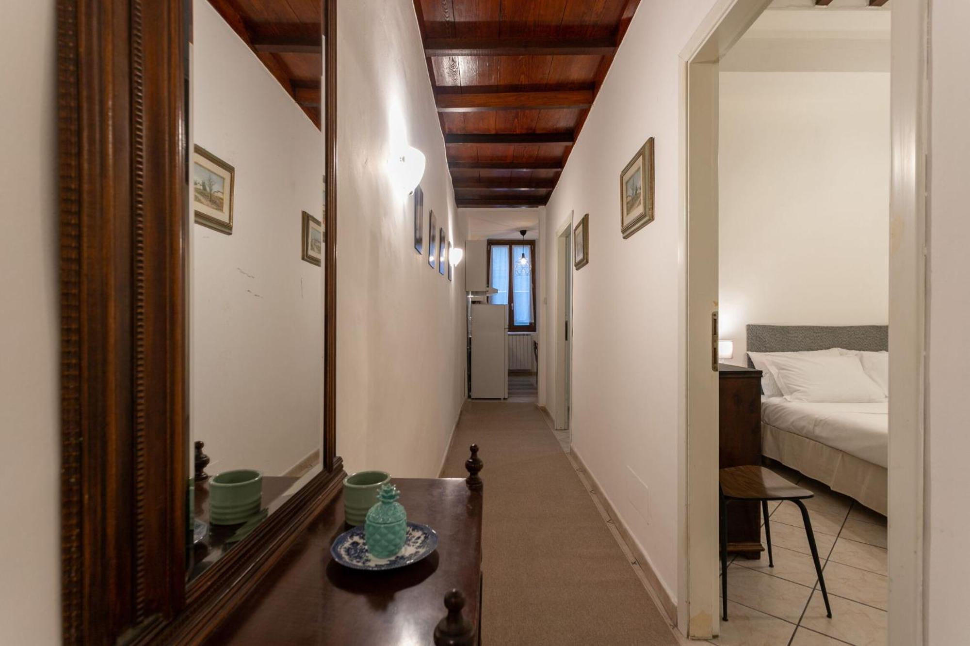 Appartement La Bottega Di Botticelli By Halldis *
