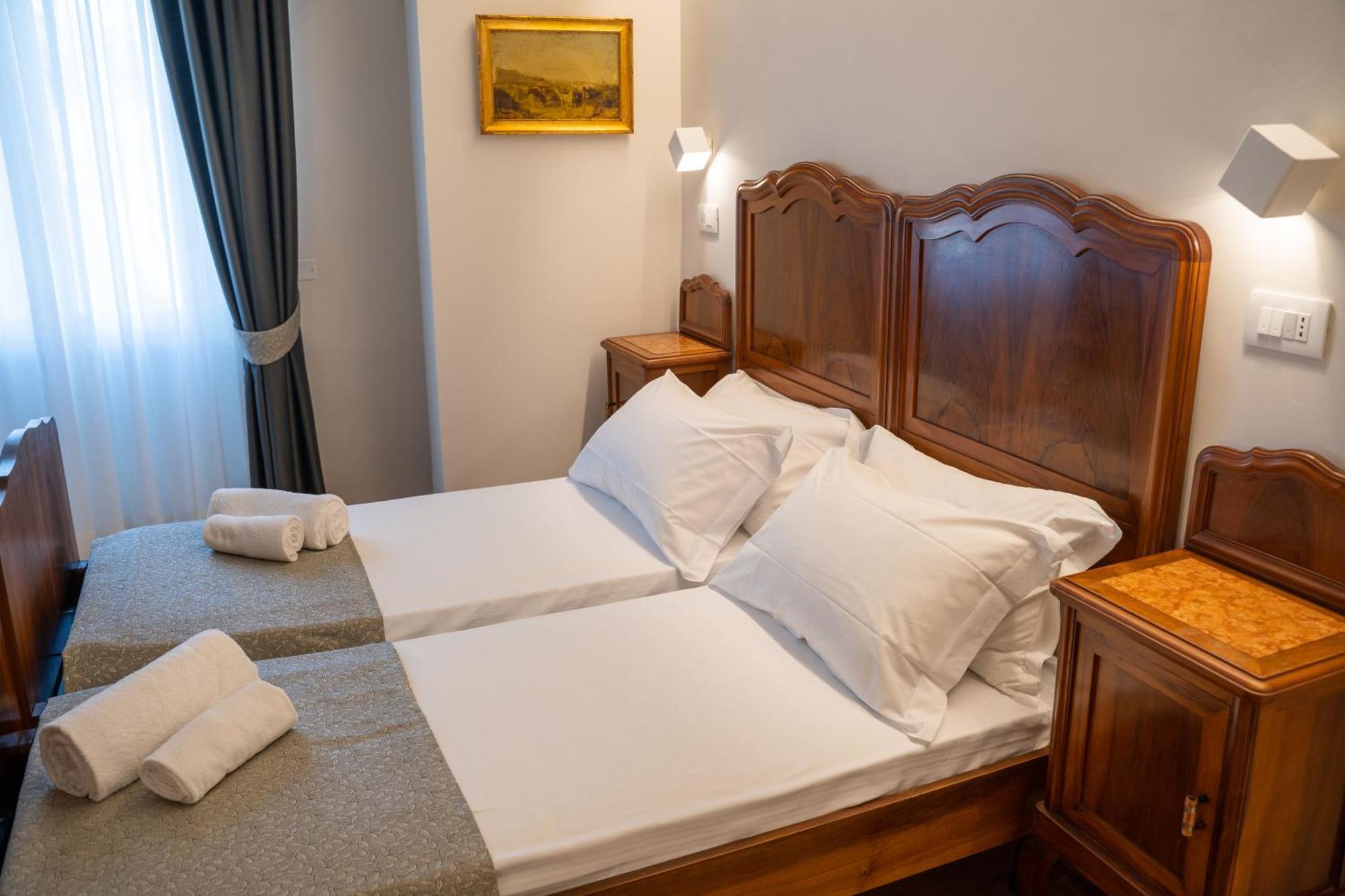 Residenza Degli Speziali Bed & Breakfast Florence
