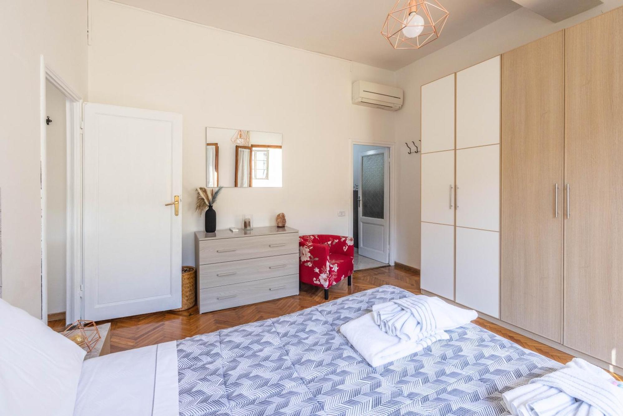 Apartment San Marco, By Short Holidays Florence