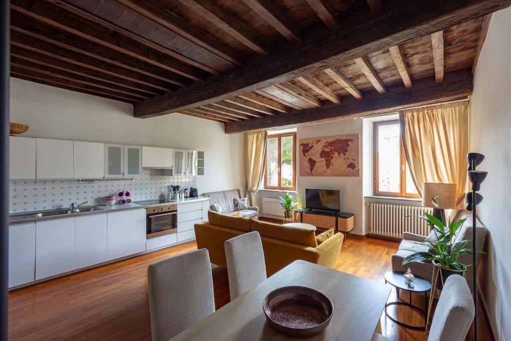 Appartement Ciompi Square-hosted By Sweetstay