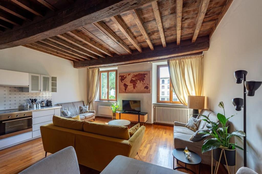 Ciompi Square-hosted By Sweetstay Appartement *