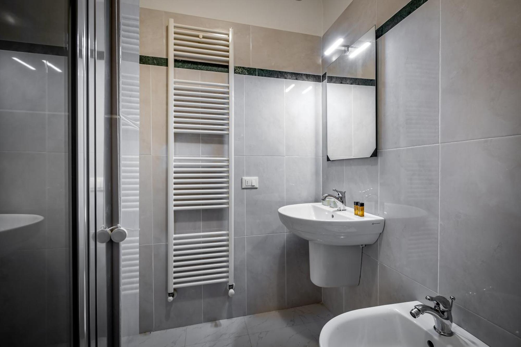Yid Agnolo Three Bedroom In * Florenz