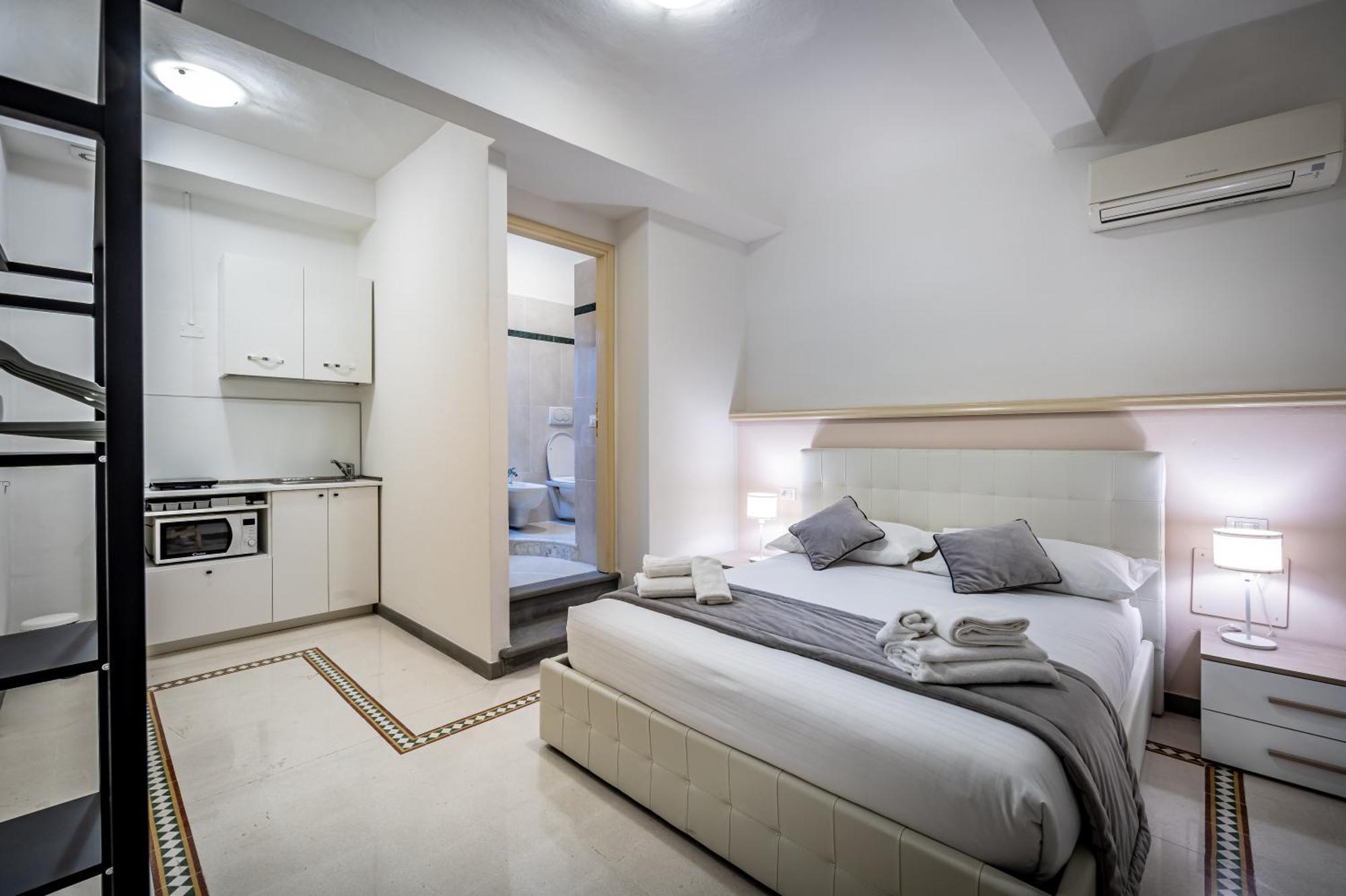 Apartment Yid Agnolo Three Bedroom In *