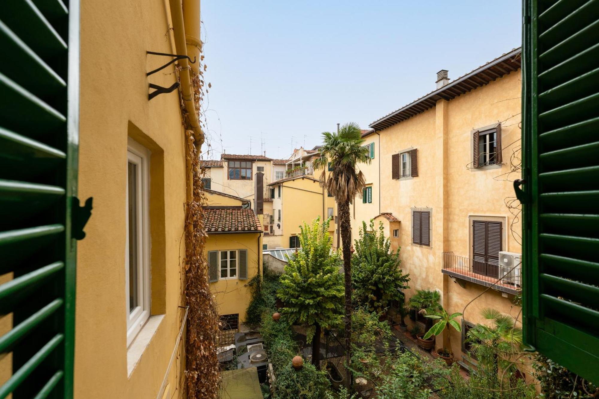 Via Dei Pepi 3 - Charming - Chic Retreat A Few Steps From Santa Croce Square Appartement *