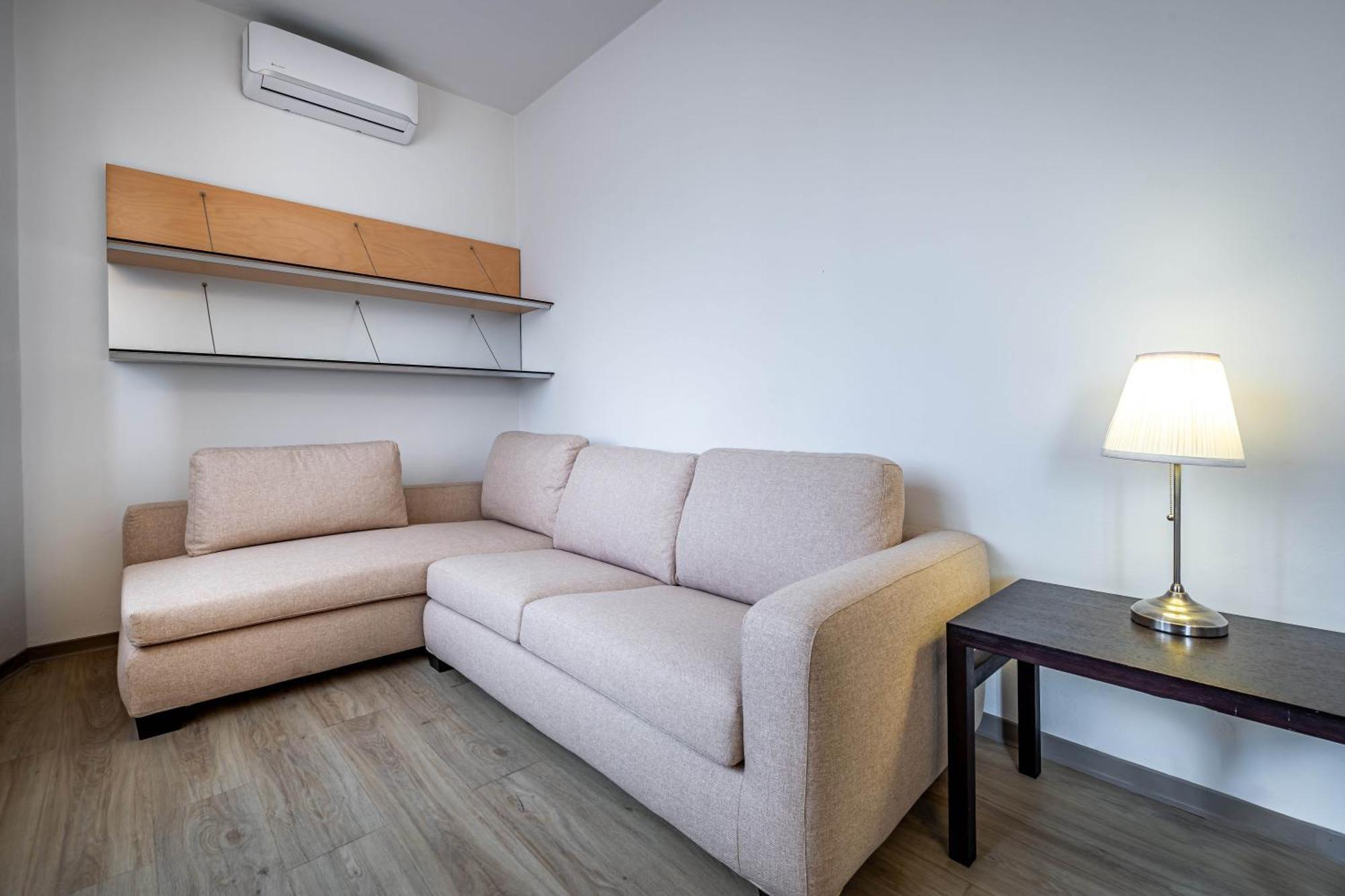Yid Pontevecchio With View Apartment *