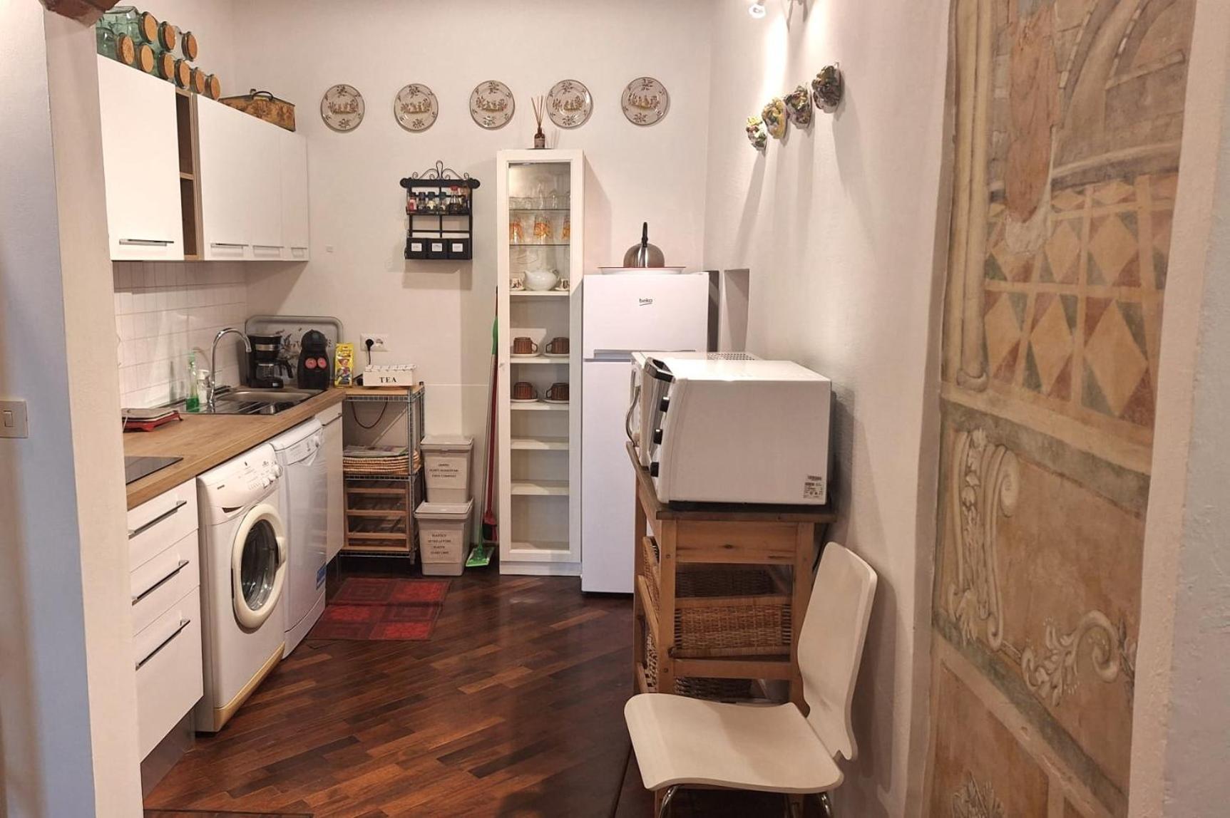 Luxury Central Flat River View Apartment Florence