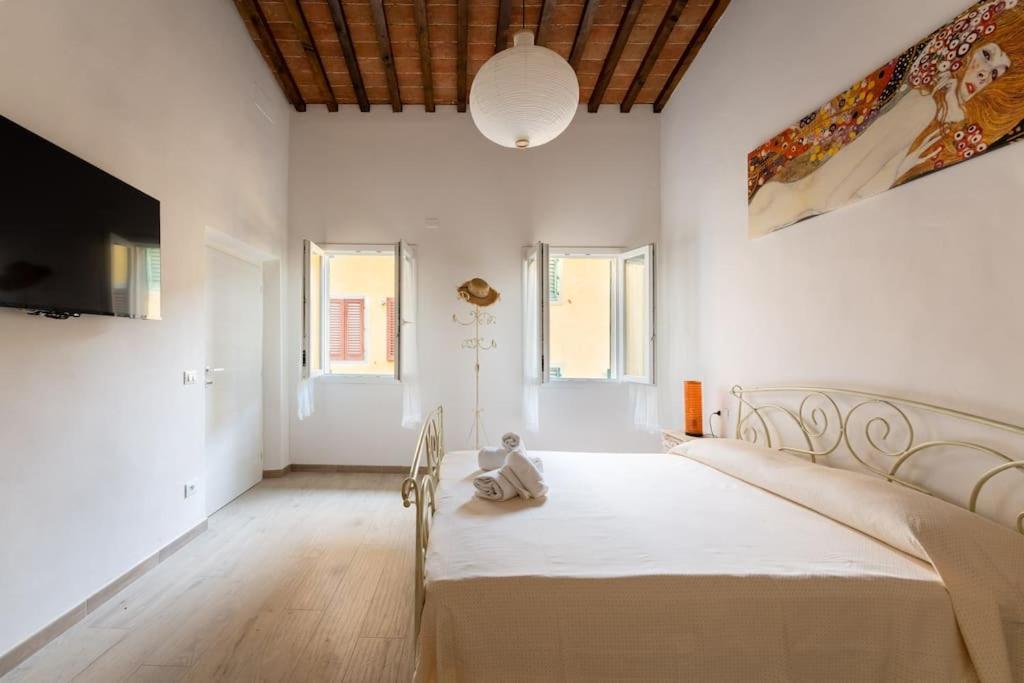 Apartamento Keys Of Italy - Maytreya - Albero 2 - Train Station Two Bedroom Flat 2nd Floor *