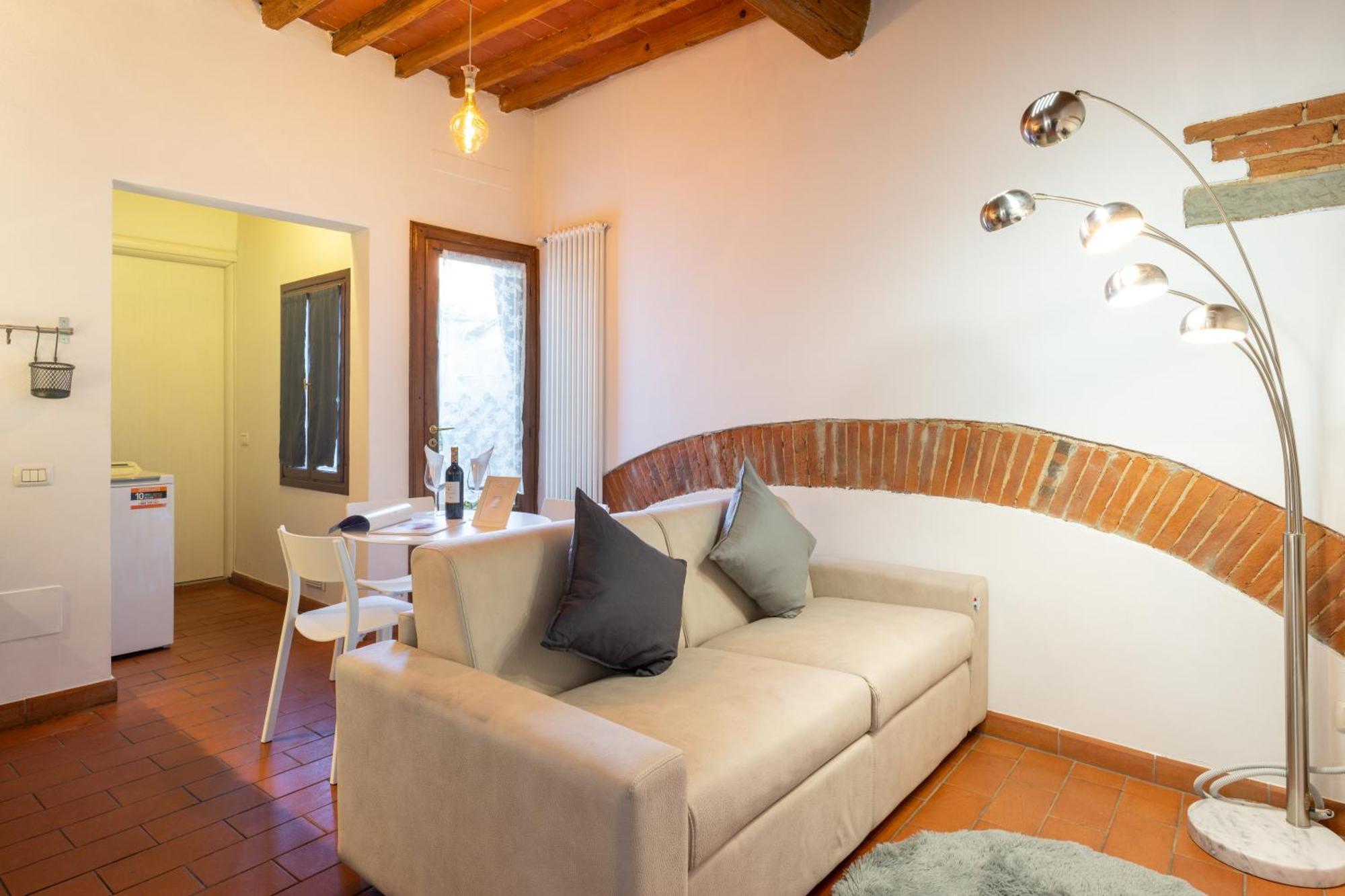 Tipica Cozy House + Parking! Florença