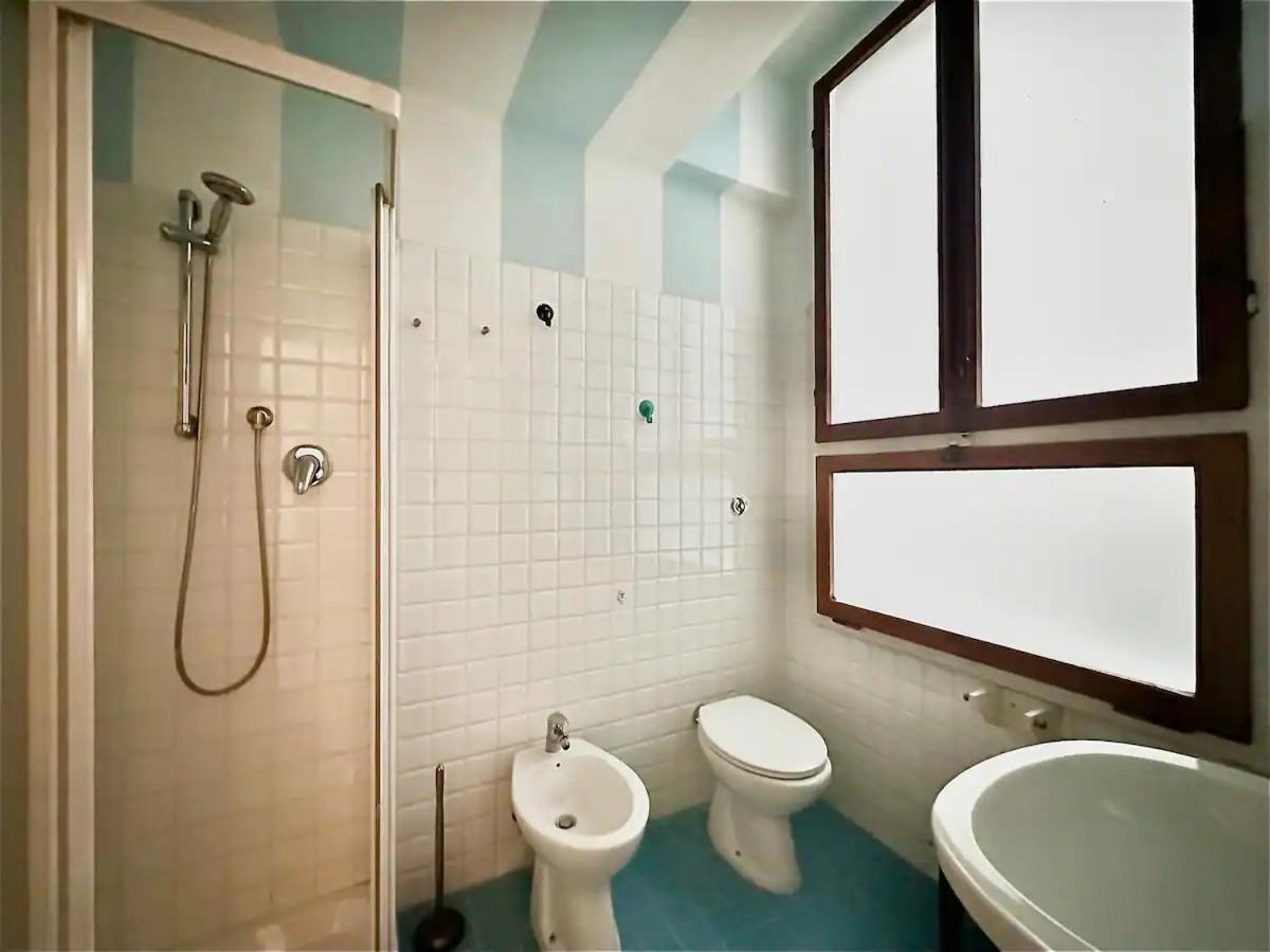 Raffaelli Travel Close San Frediano Guest house