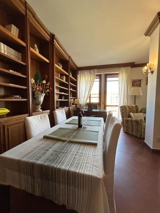 Apartment Ponte Vecchio View By Florencehospitality Com *