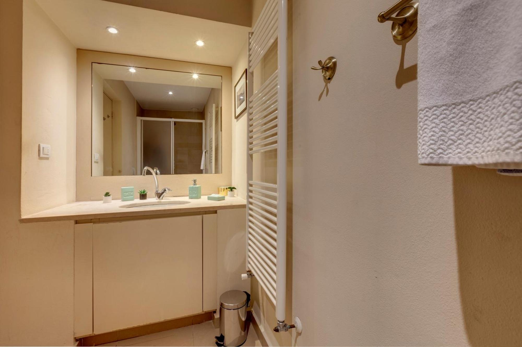 Golden House Apartment Florence