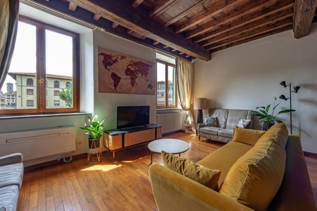 Ciompi Square-hosted By Sweetstay Florence