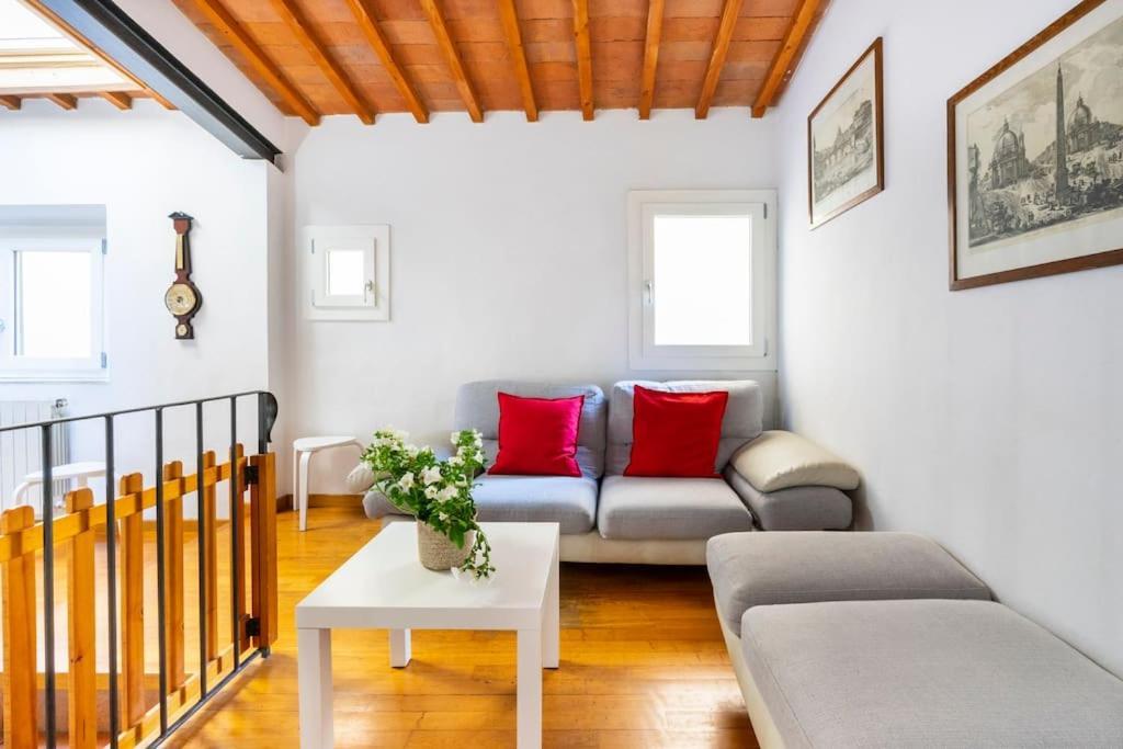 In San Niccolo / Historic Centre Apartment Florenz