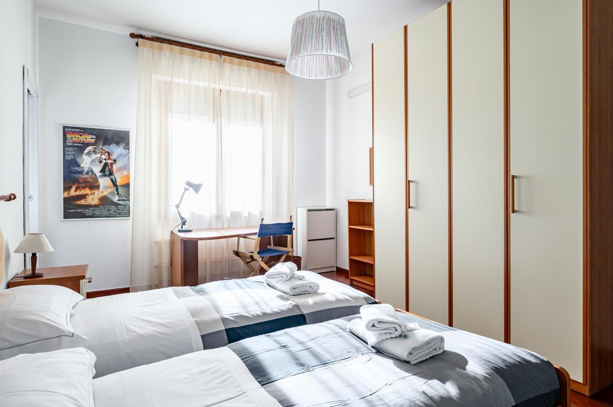 Visarno & Roomy Flat X6 With Parking