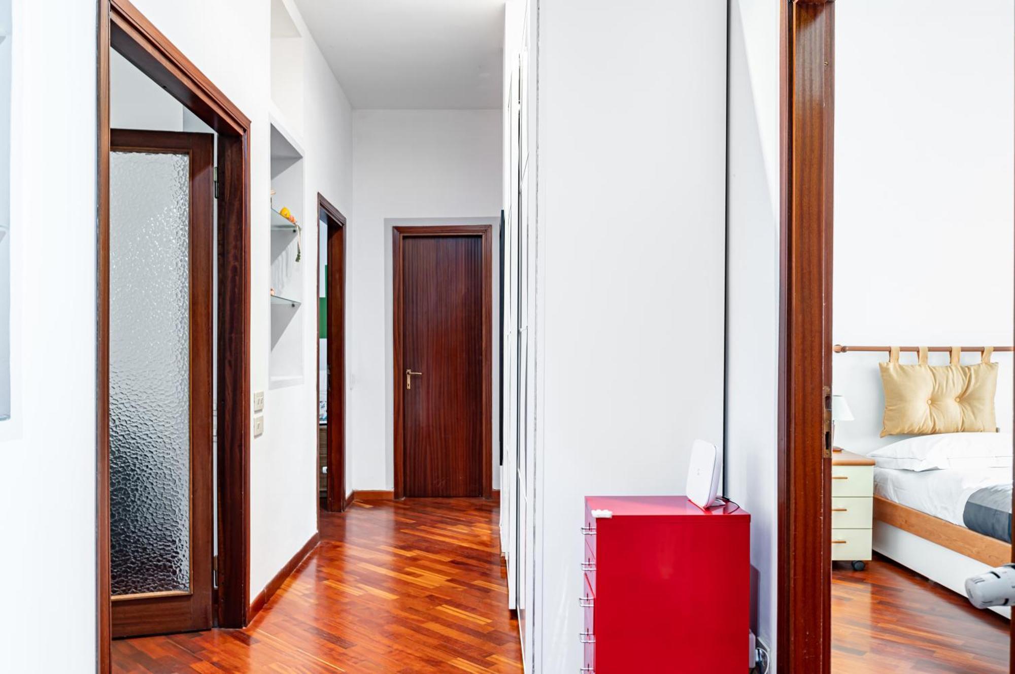 Visarno & Roomy Flat X6 With Parking * Florence