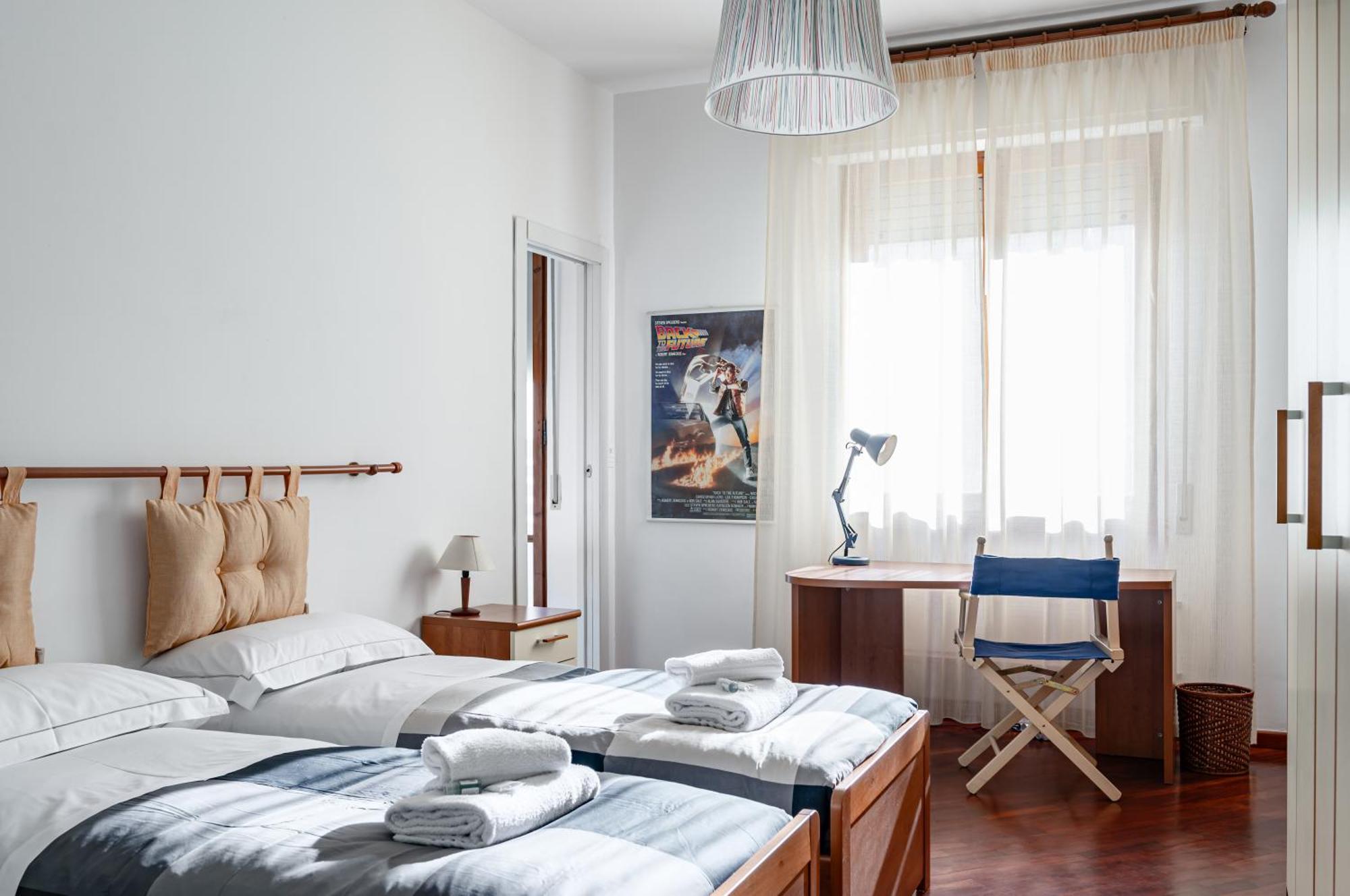 Visarno & Roomy Flat X6 With Parking Apartment Florence