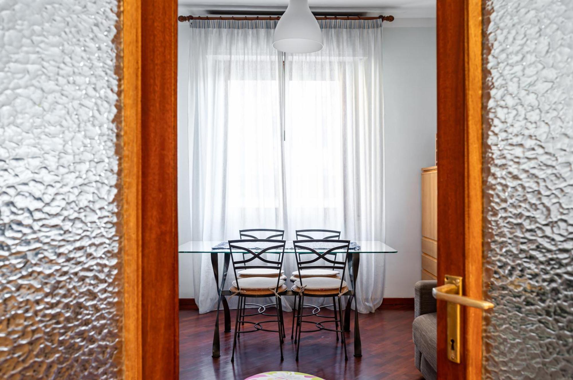 Visarno & Roomy Flat X6 With Parking Apartment Florence