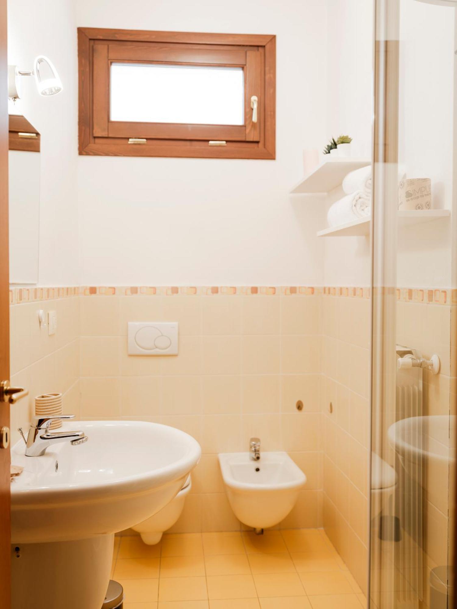 Casa Alessia - Romantic Urban Retreat With Terrace Apartment Florenz
