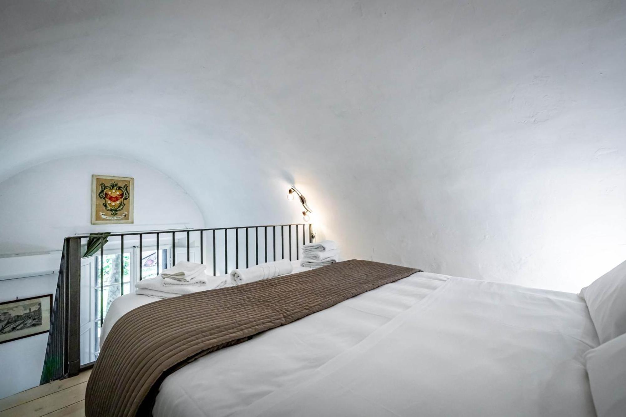 Roommo Pergola Florenz