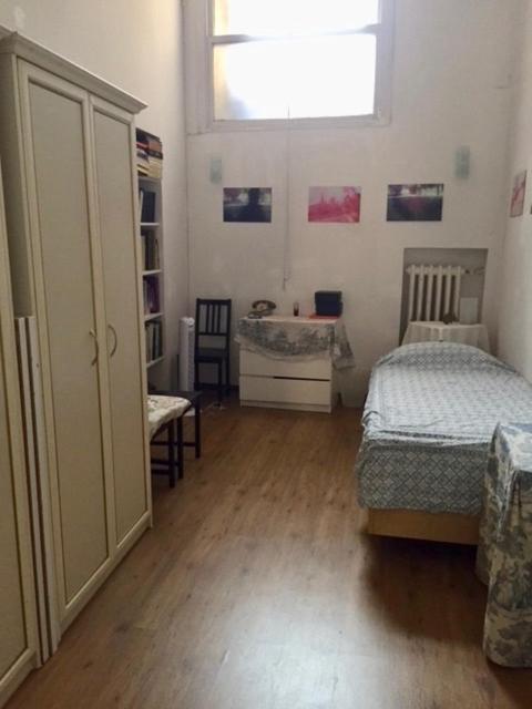 Single In Santo Spirito Olttrarno Florence