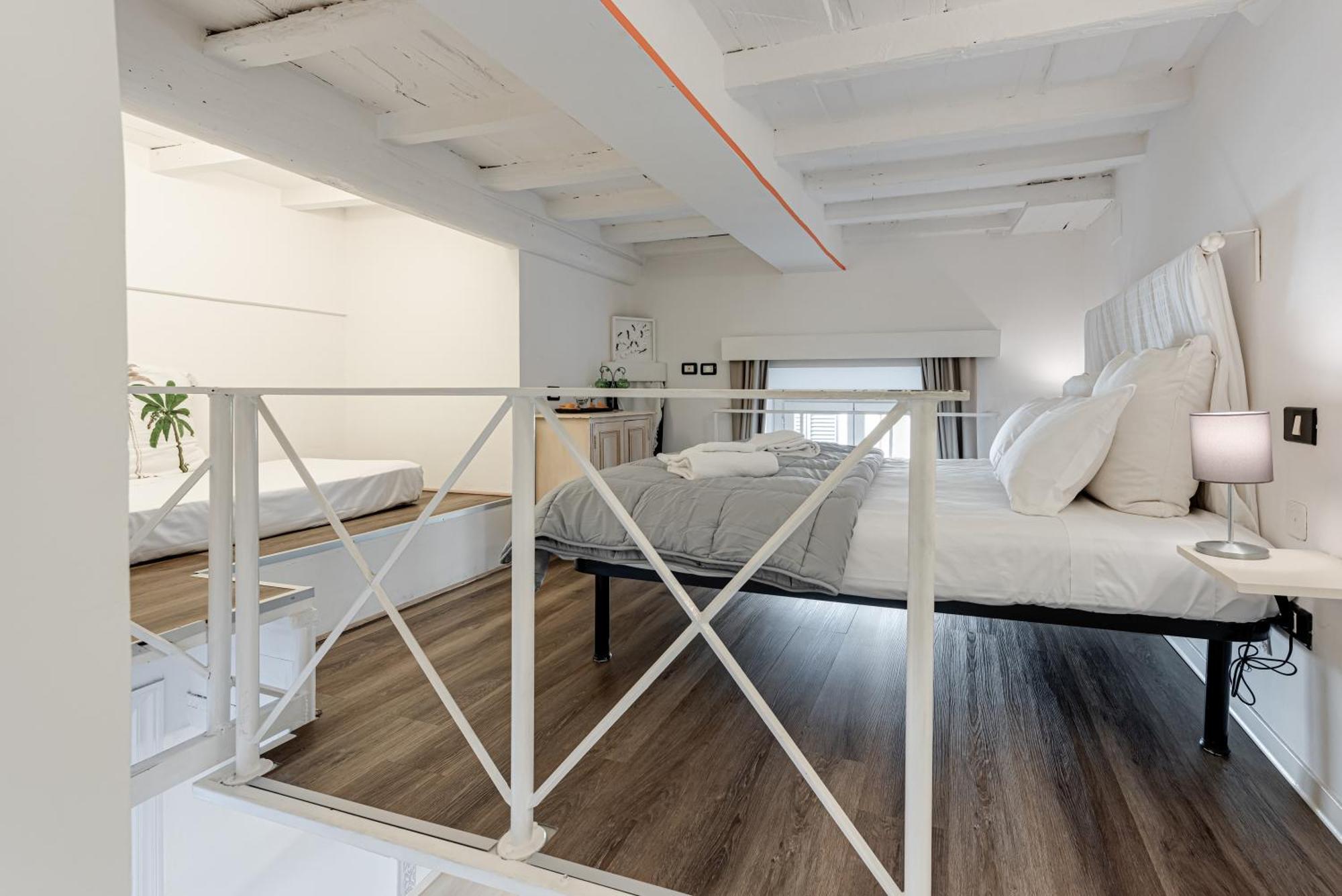 Goldoni - Apartment Florence