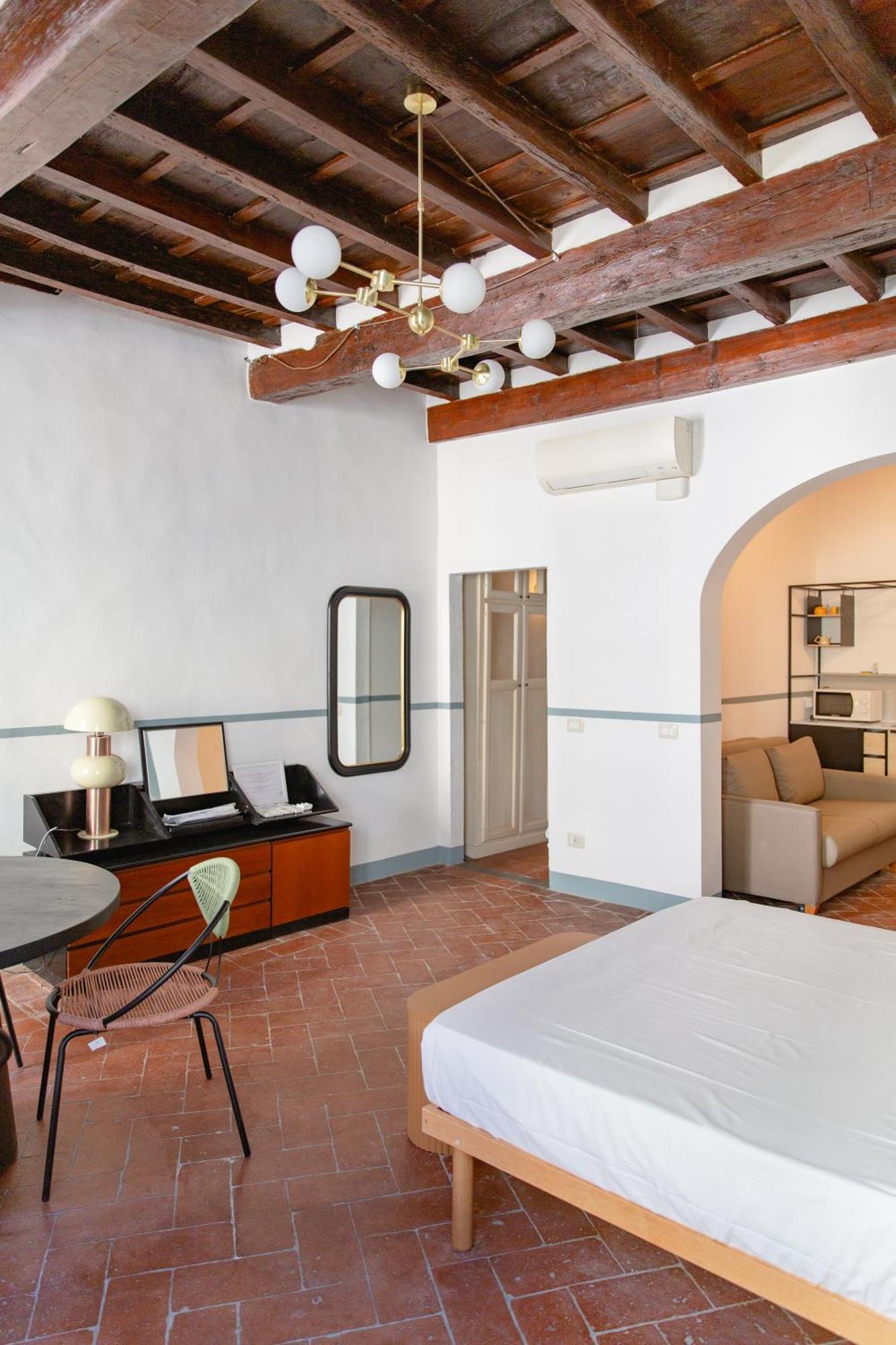 Apartamento Stunning & Sunny Near Piazza Santo Spirito *