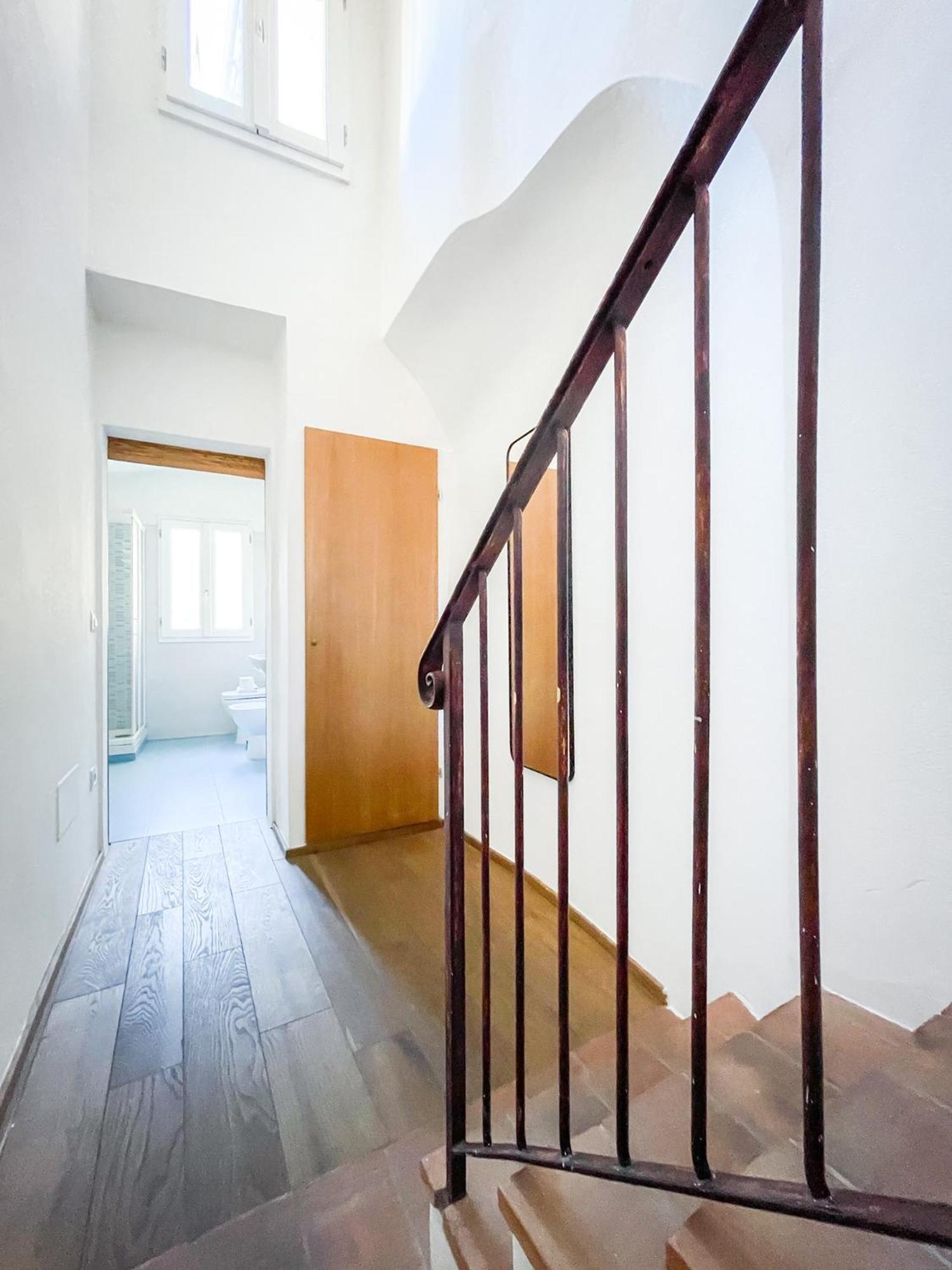 Spacious By Duomo Apartment