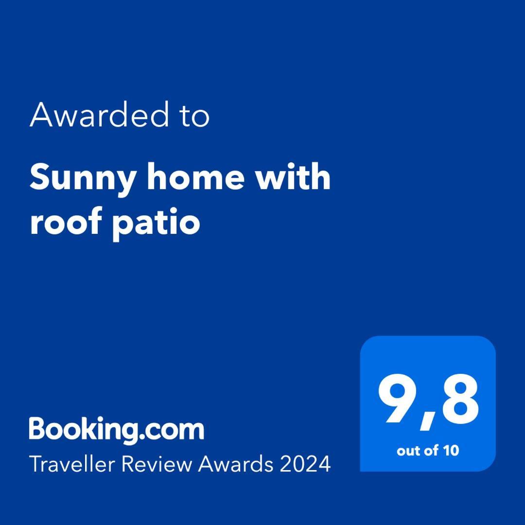 Apartamento Sunny With Roof Patio *