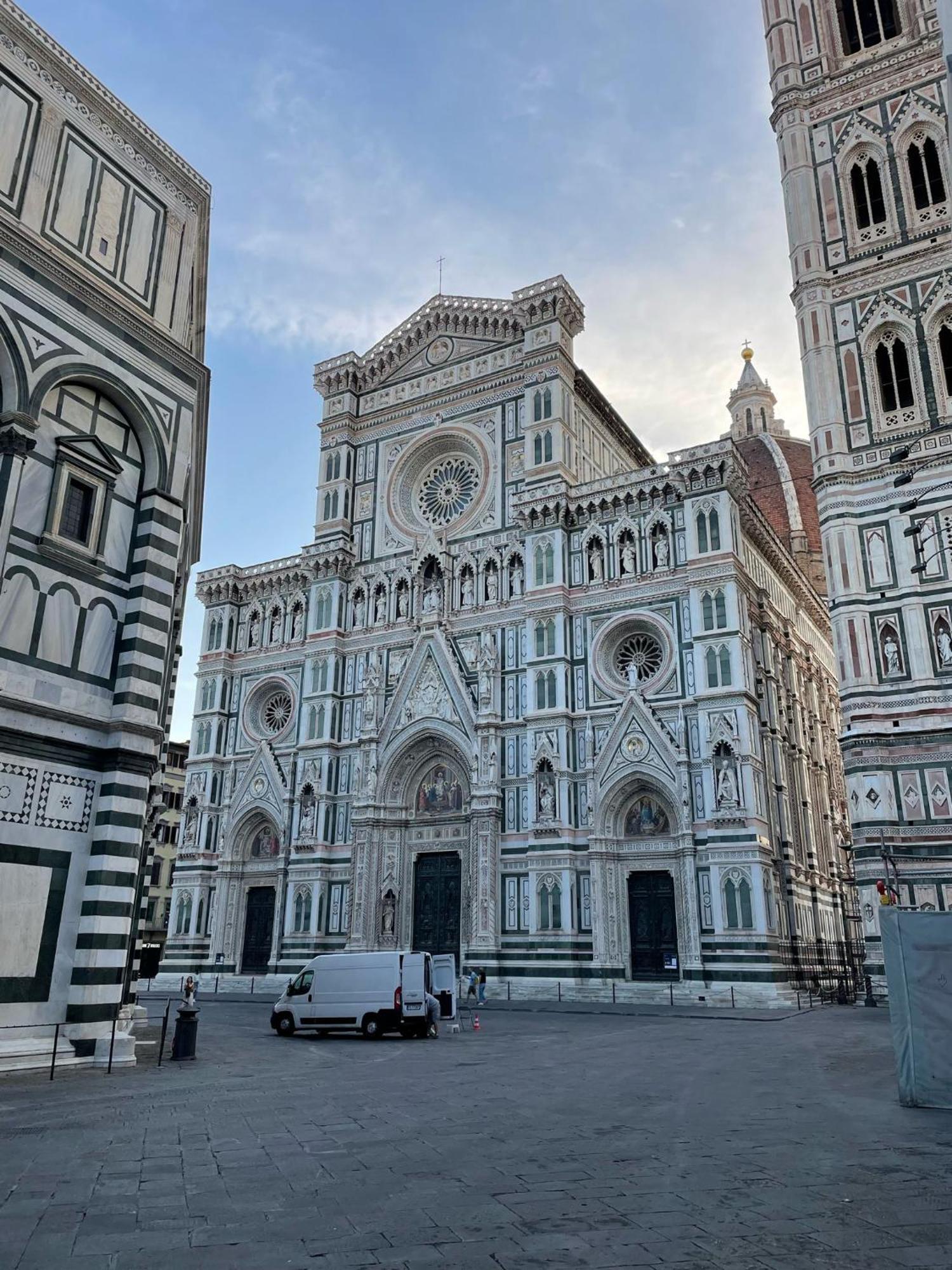 Modern In The Heart Of * Florenz