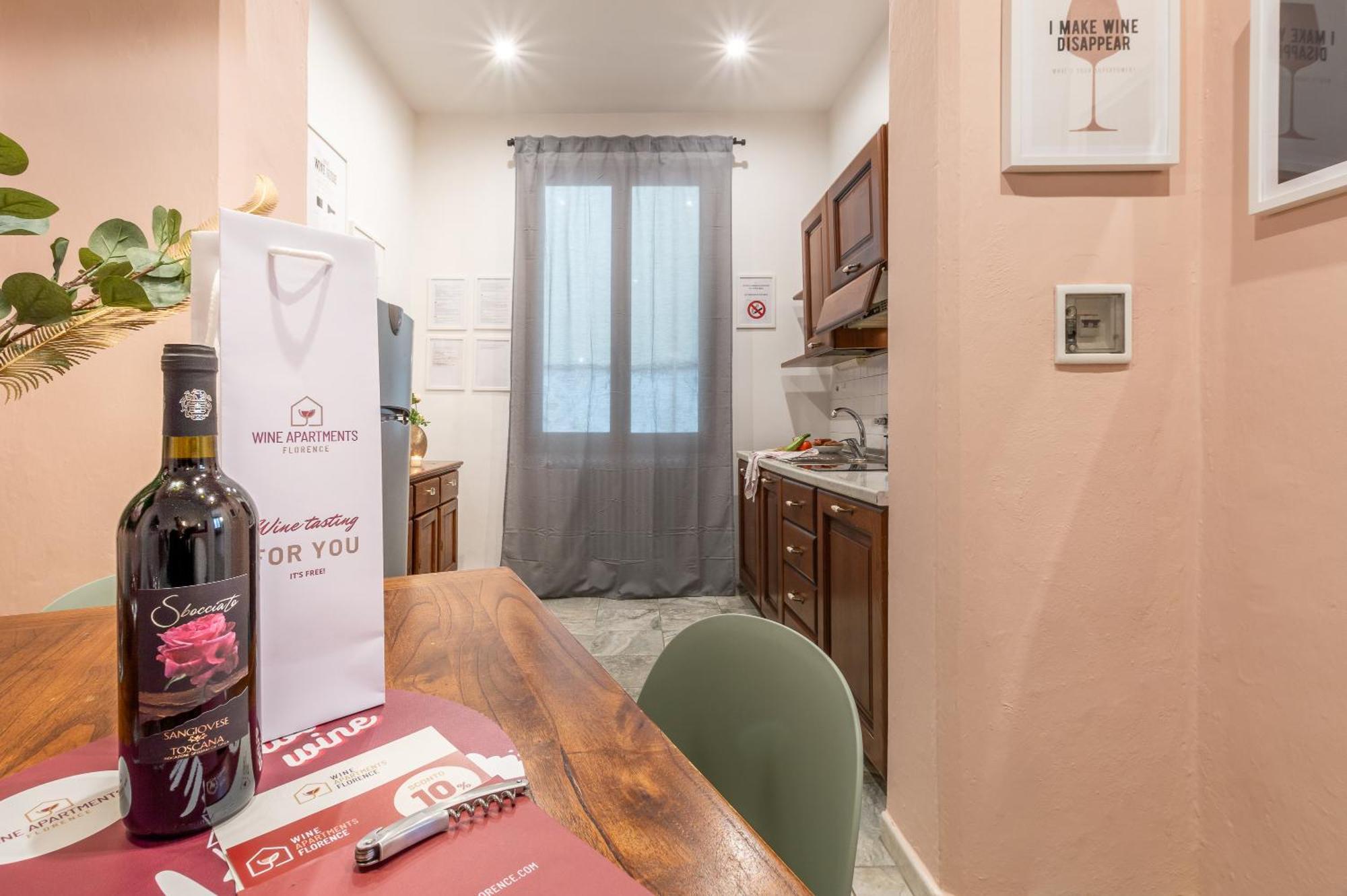 Wine Vernaccia Apartment *