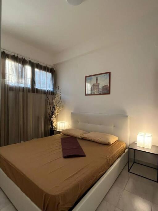 Bilocale Confortevole A Due Passi Dalla Stazione Apartment Florenz