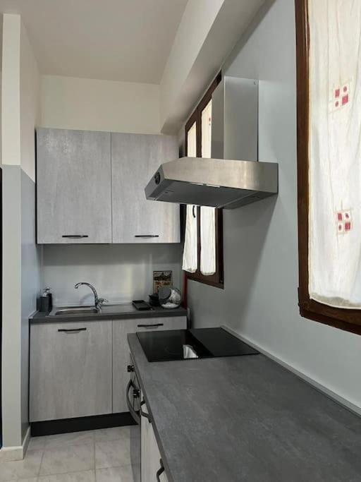 Apartment Bilocale Confortevole A Due Passi Dalla Stazione Florenz