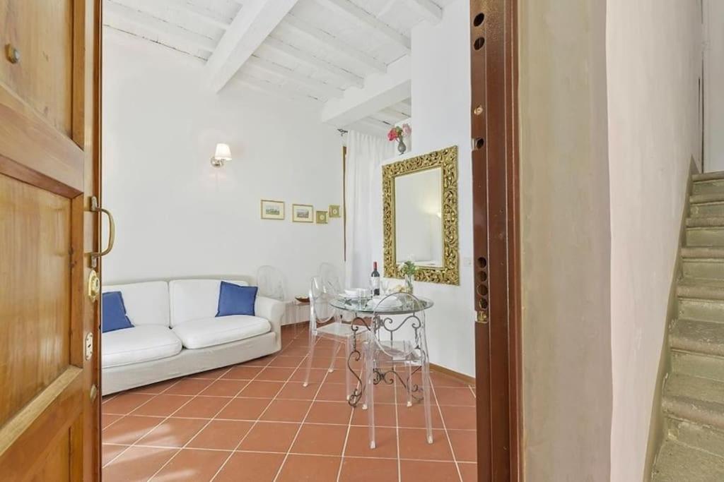 Ur-nest Window On Arno Appartement