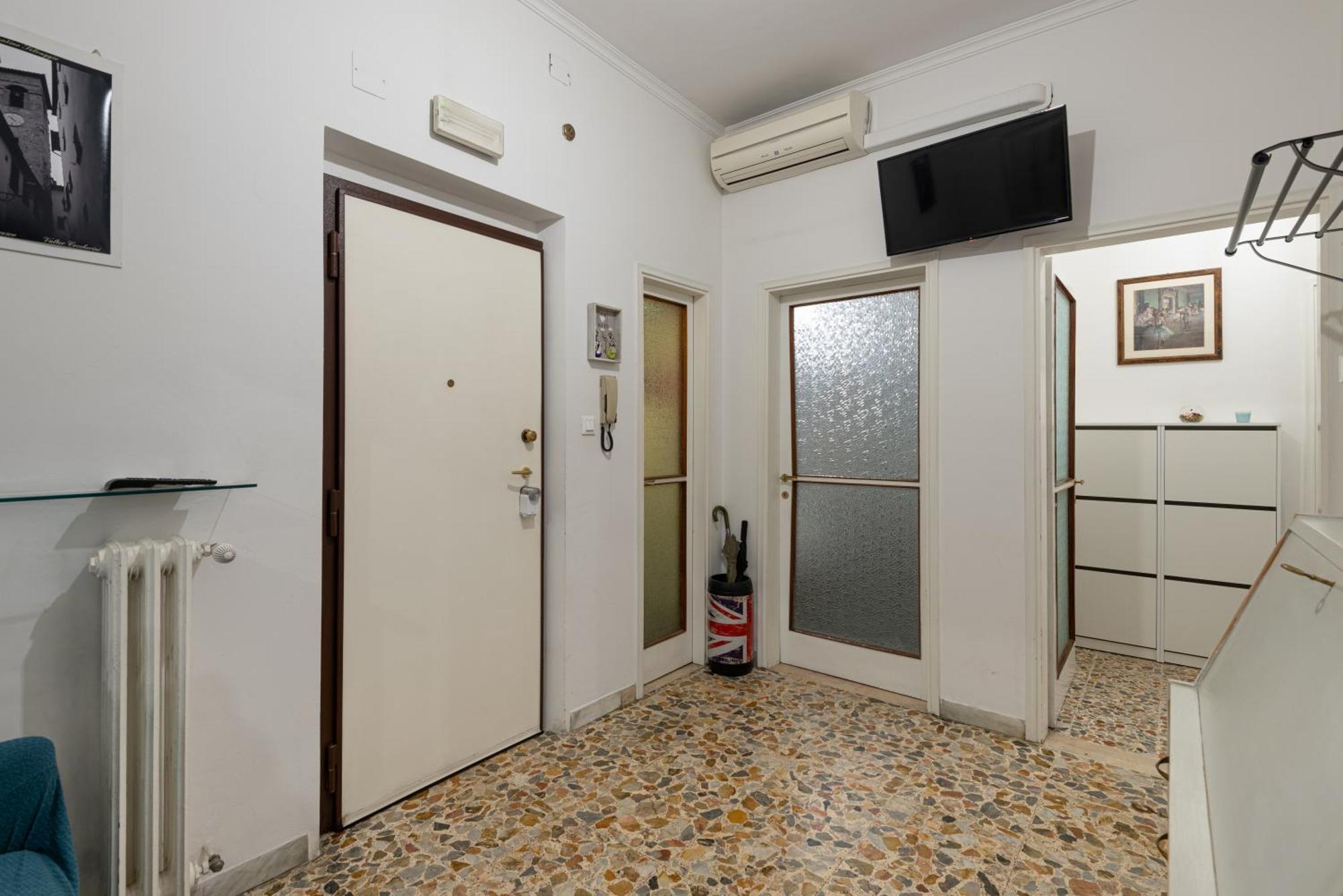 Comfortable 10 Minutes From Center Florença