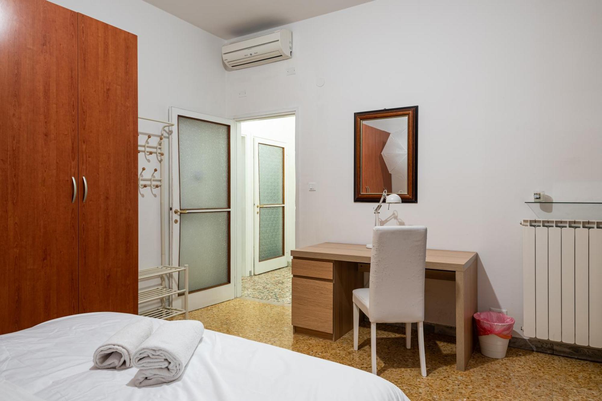 Comfortable 10 Minutes From Center Florença
