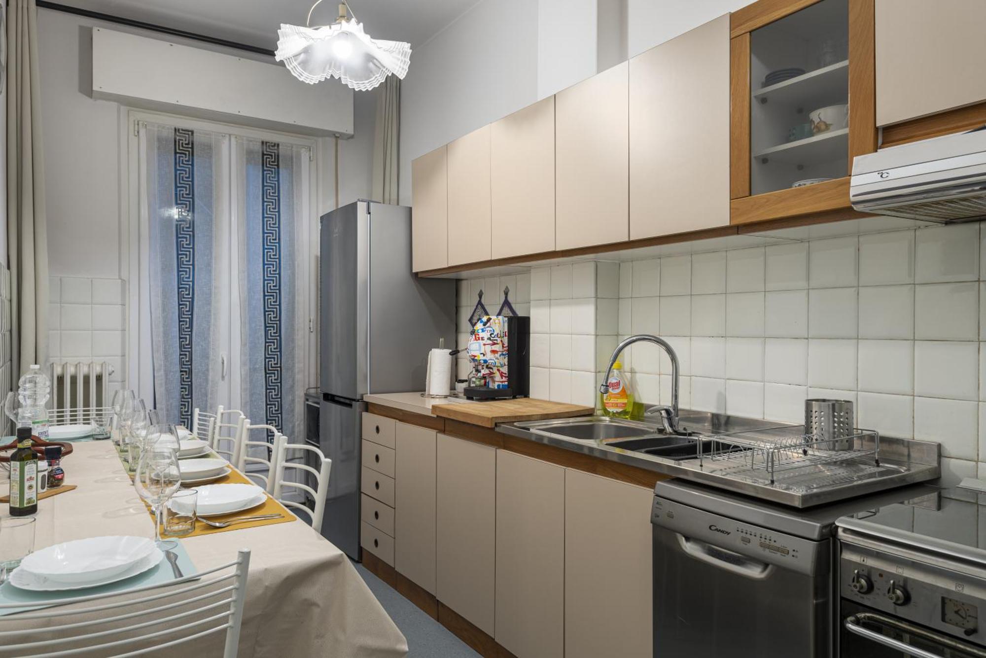 Comfortable 10 Minutes From Center Apartamento