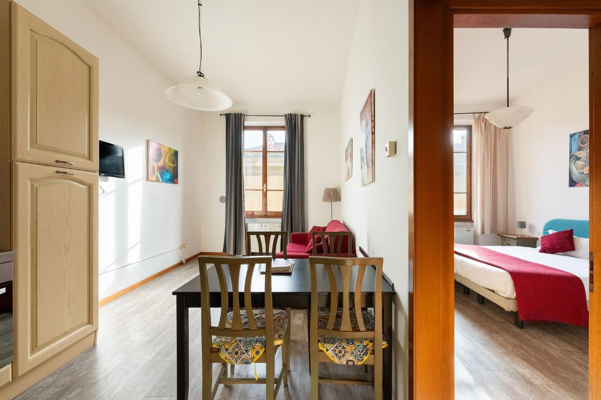 Era Apartment *