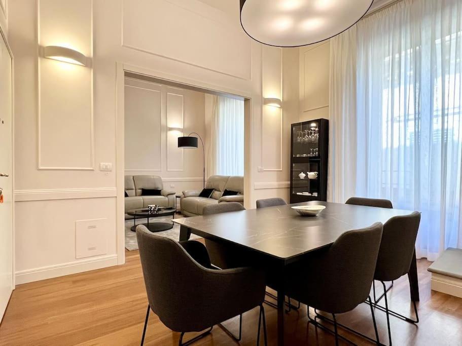 Charming Penthouse Near Duomo Appartement *