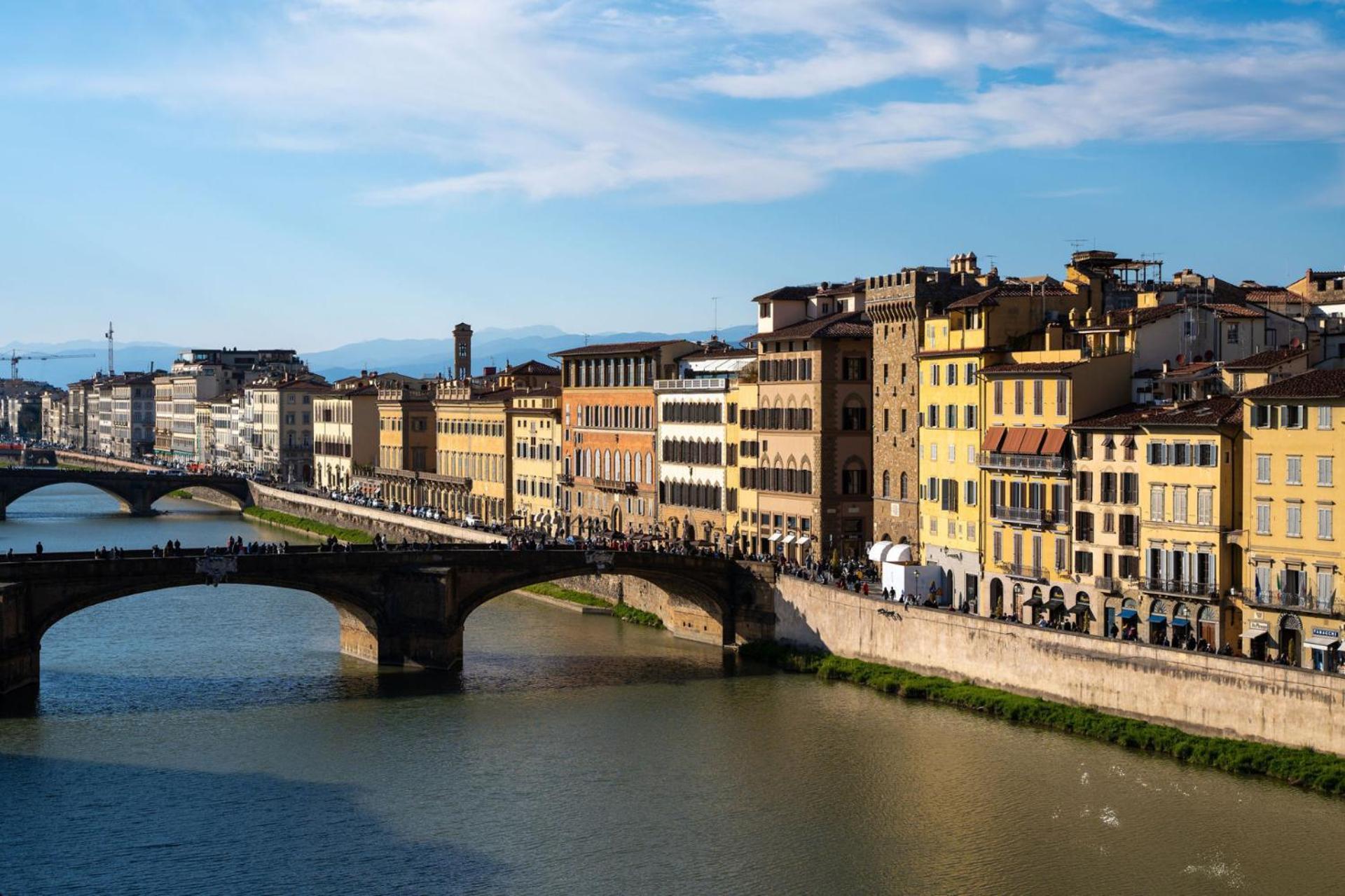 - Luxury River With Terrace Appartement Florence